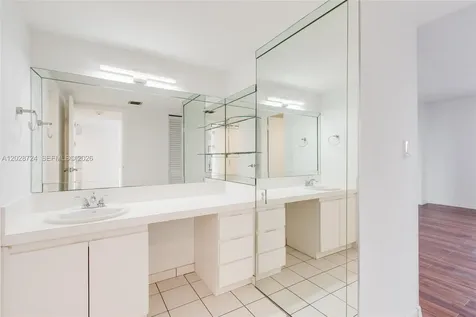 100 Bayview Drive Sunny Isles Beach FL 33160
