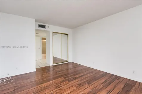 100 Bayview Drive Sunny Isles Beach FL 33160