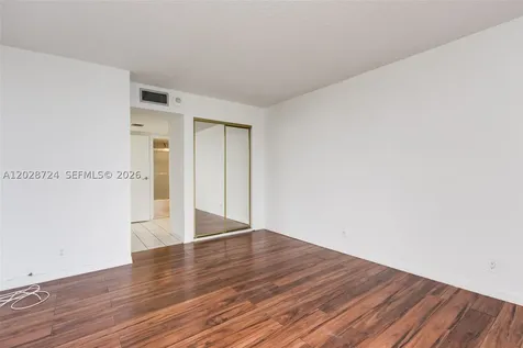 100 Bayview Drive Sunny Isles Beach FL 33160