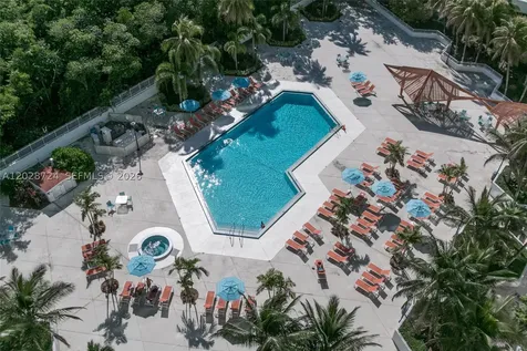 100 Bayview Drive Sunny Isles Beach FL 33160