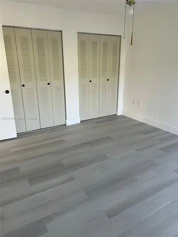 11163 NW 7th Street Miami FL 33172