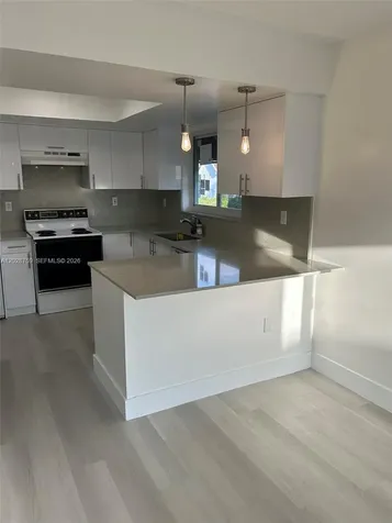 11163 NW 7th Street Miami FL 33172