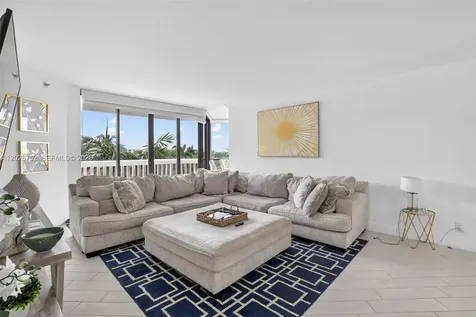 1000 Island Boulevard Aventura FL 33160