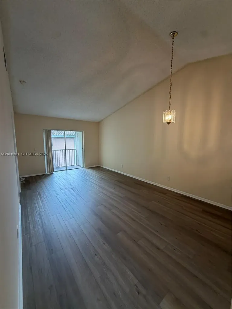 4243 NW 114th Terrace Coral Springs FL 33065