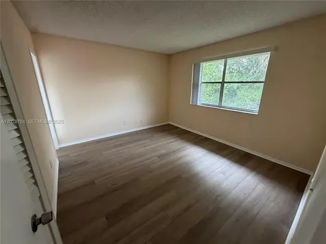 4243 NW 114th Terrace Coral Springs FL 33065