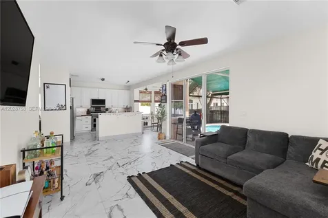 337 SW 188th Terrace Pembroke Pines FL 33029