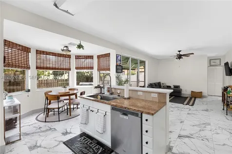 337 SW 188th Terrace Pembroke Pines FL 33029