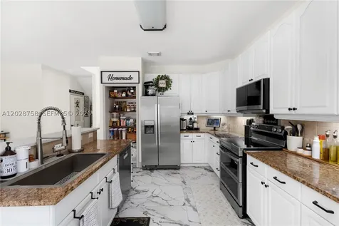 337 SW 188th Terrace Pembroke Pines FL 33029