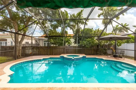 337 SW 188th Terrace Pembroke Pines FL 33029