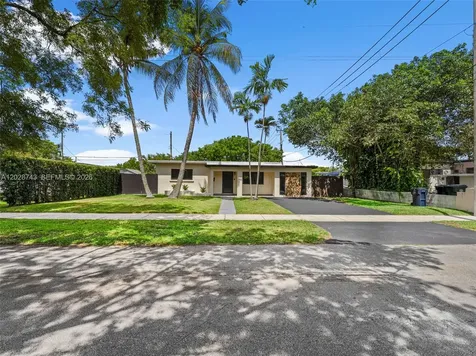 1700 SW 64th Avenue West Miami FL 33155