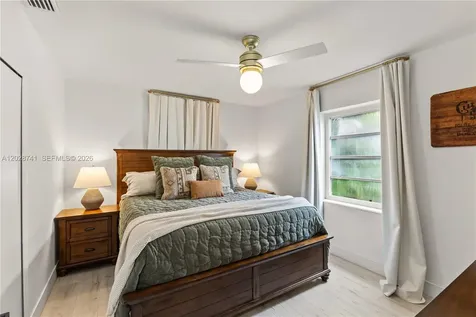 1450 SW 25th Avenue Miami FL 33145