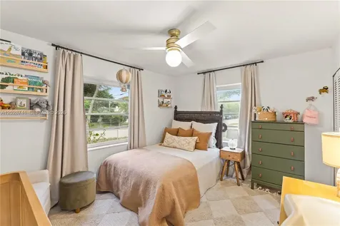 1450 SW 25th Avenue Miami FL 33145