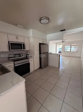 1077 SW 2nd Street Hallandale Beach FL 33009