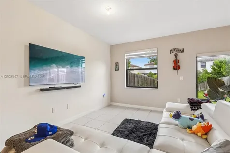 25345 SW 108th Avenue Homestead FL 33032