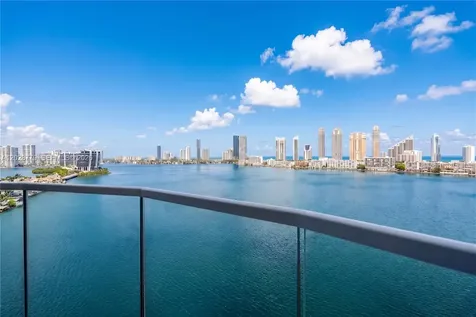 2800 Island Boulevard Aventura FL 33160