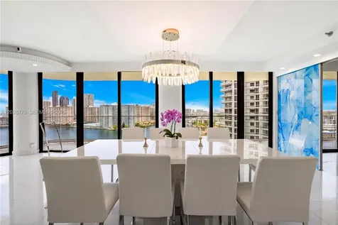 2800 Island Boulevard Aventura FL 33160