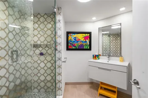 2800 Island Boulevard Aventura FL 33160
