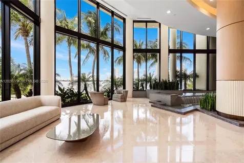 2800 Island Boulevard Aventura FL 33160