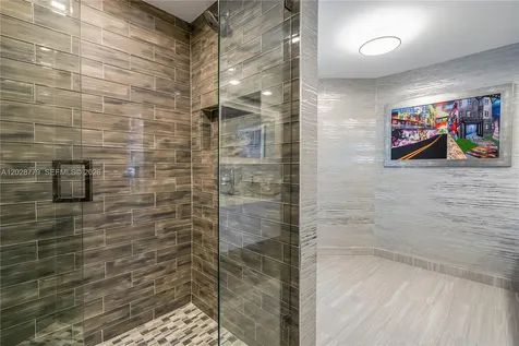 2800 Island Boulevard Aventura FL 33160
