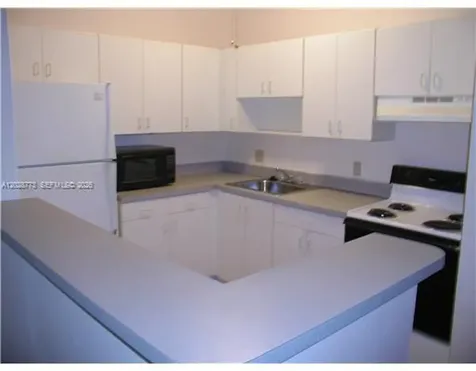 9729 Hammocks Boulevard Miami FL 33196