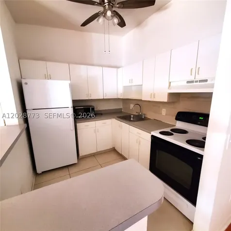 9729 Hammocks Boulevard Miami FL 33196