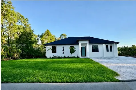 642 Sunflower Avenue S Other City - In The State Of Florida FL 33974