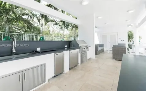 17111 Biscayne Boulevard North Miami Beach FL 33160