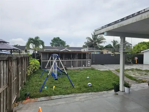 75 SW 18th Avenue Homestead FL 33030