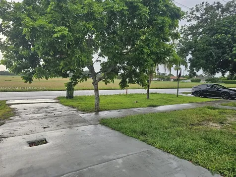 75 SW 18th Avenue Homestead FL 33030