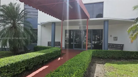 5800 SW 127th Avenue Miami FL 33183