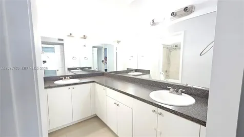 5800 SW 127th Avenue Miami FL 33183