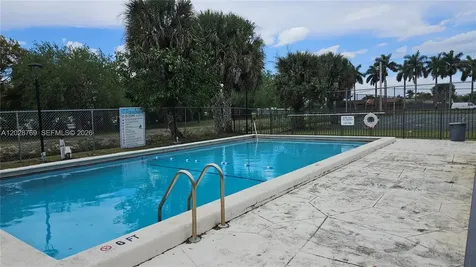 5800 SW 127th Avenue Miami FL 33183