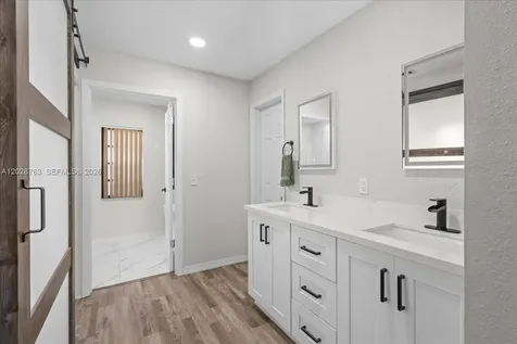 1571 NW 20th Street Homestead FL 33030