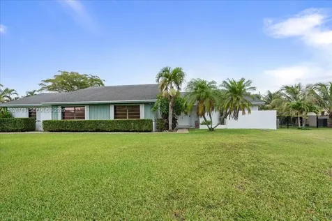 1571 NW 20th Street Homestead FL 33030
