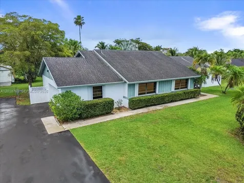 1571 NW 20th Street Homestead FL 33030