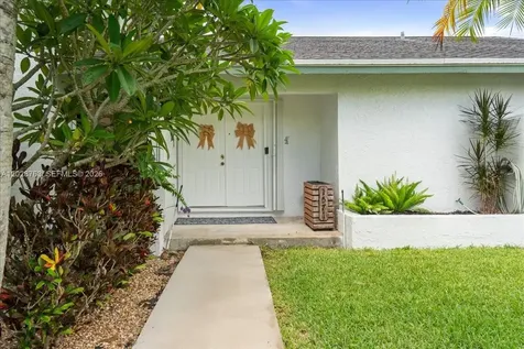 1571 NW 20th Street Homestead FL 33030