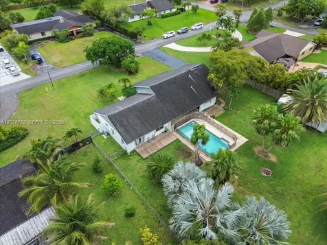 1571 NW 20th Street Homestead FL 33030