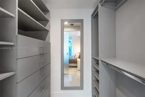 3801 Collins Avenue Miami Beach FL 33140