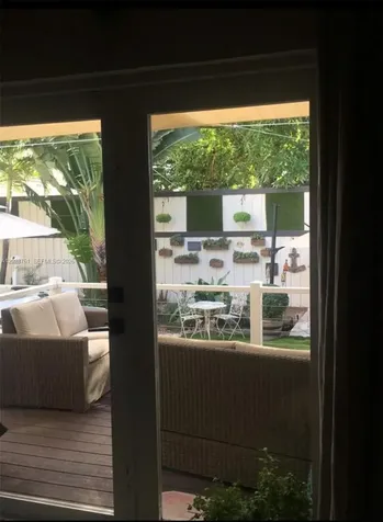 2728 SW 25th Terrace Miami FL 33133