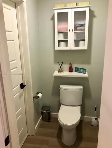 2726 SW 25th Terrace Miami FL 33133