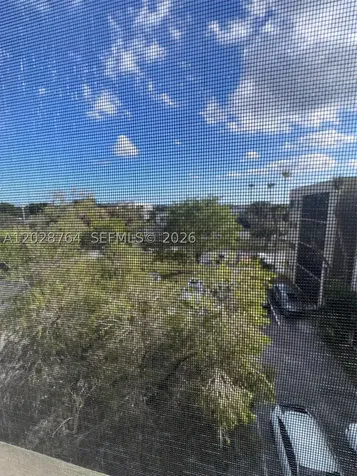 8625 NW 8th Street Miami FL 33126
