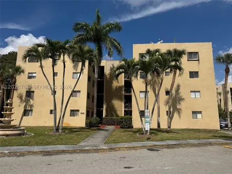8625 NW 8th Street Miami FL 33126