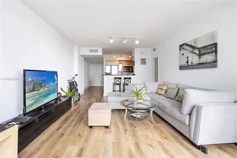 325 S Biscayne Boulevard Miami FL 33131