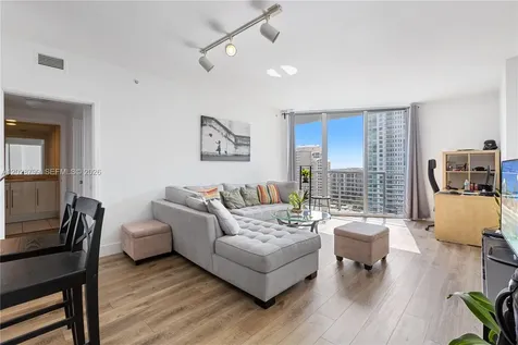 325 S Biscayne Boulevard Miami FL 33131