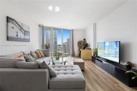 325 S Biscayne Boulevard Miami FL 33131