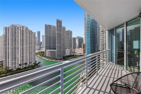325 S Biscayne Boulevard Miami FL 33131