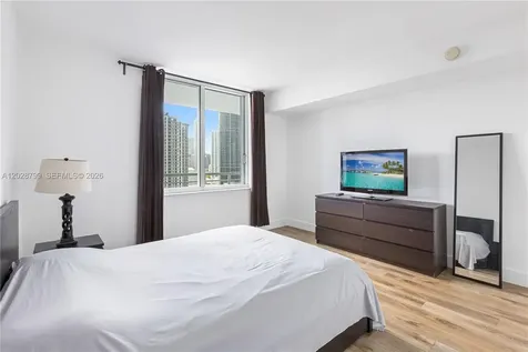 325 S Biscayne Boulevard Miami FL 33131