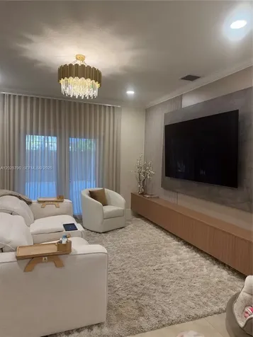 16816 NW 91st Avenue Miami Lakes FL 33018