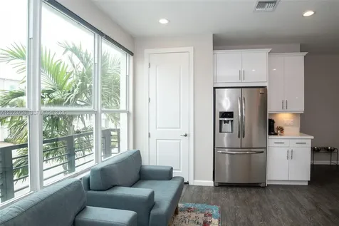 2900 NE 12th Terrace Oakland Park FL 33334