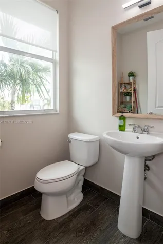 2900 NE 12th Terrace Oakland Park FL 33334